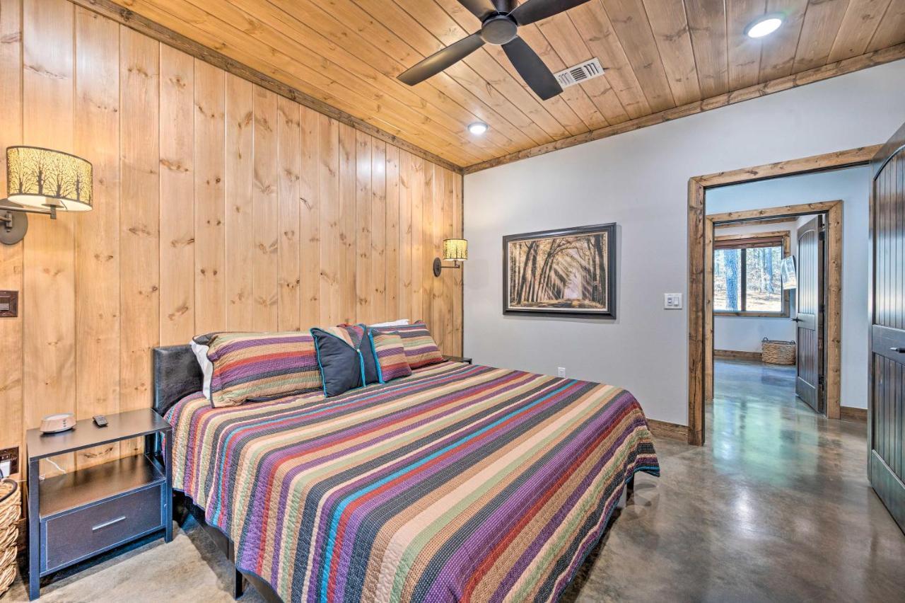 Broken Bow Lazy Dog Lodge With Hot Tub, Pool Table المظهر الخارجي الصورة