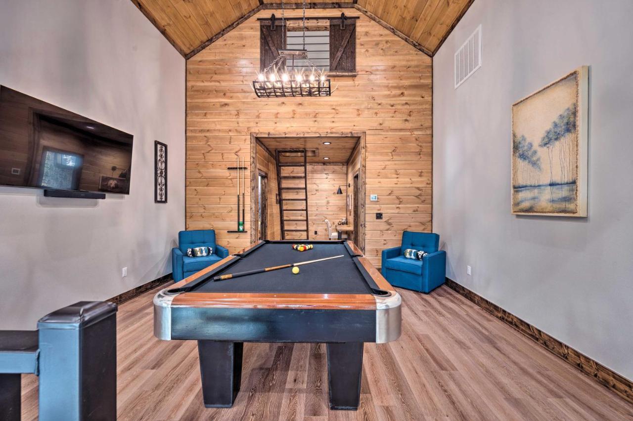 Broken Bow Lazy Dog Lodge With Hot Tub, Pool Table المظهر الخارجي الصورة