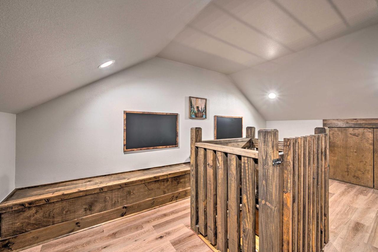 Broken Bow Lazy Dog Lodge With Hot Tub, Pool Table المظهر الخارجي الصورة
